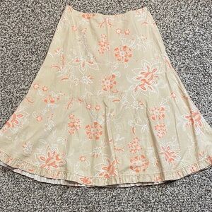 VNTG Worthington Floral A-Line Skirt in Beige and Coral